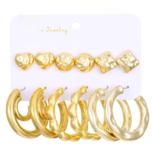 Chic 6-pair gold C-shaped hoop and geometric stud earring set on display card