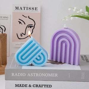 Artistic blue heart and purple arch scented candles for modern home decor and gift sets