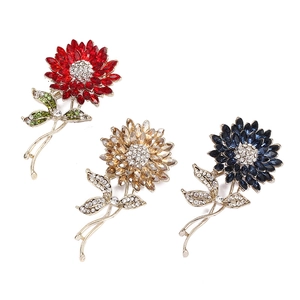 Flower Brooch Pin For Women Sparkling Rhinestone Crystal Floral Corset Scarf Buckle Accessory Luxury Jewelry
