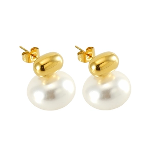 French vintage gold pearl stud earrings in 18K titanium steel for elegant women
