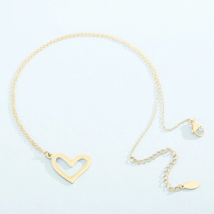 Minimalist gold heart pendant necklace with hollow design and adjustable lobster clasp