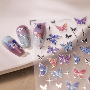 3D Schmetterling Nagelaufkleber mit holografischem Glitzer und silbernen Konturen für Nägel