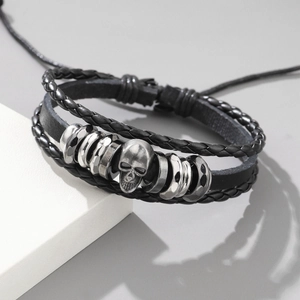 Vintage Punk Skull Bracelet Multilayer Braided Leather Wood Beads Alloy Charms Adjustable Retro Rock Jewelry For Men Women