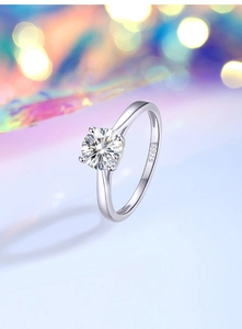 Macro shot of 1-carat moissanite S925 silver ring featuring S925 hallmark engraving