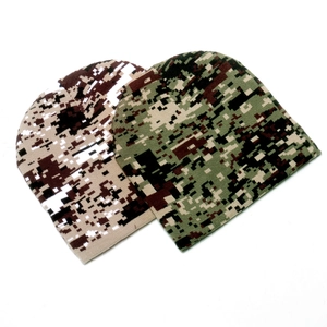 Mens winter digital camouflage jacquard knit beanie hats in desert and jungle patterns