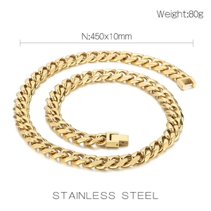Macro shot of 10mm gold Cuban link chain with detailed size and weight specifications