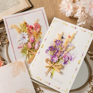 Handmade Greeting Cards With Real Dried Flowers Bouquet Design For Birthday And Graduation Gift Stationery With Envelopes