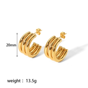 Detail showing 20mm diameter and 13.5g weight of 18K gold-plated triple hoop earrings