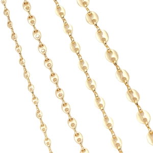 18K gold-plated pig nose coffee bean chain in four different thicknesses on white background