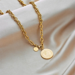 Retro gold titanium steel necklace with Queen Elizabeth II portrait coin pendants on silk