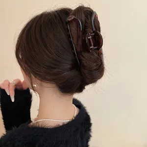 Large Hair Claw Clip Tortoiseshell Leopard Print Acrylic Shark Hair Clamp For Thick Hair Updo Styling French Minimalist Elegant Women