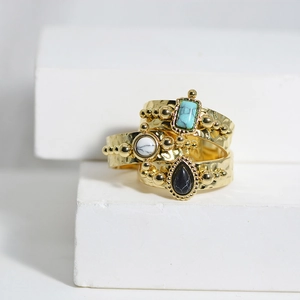 Set of 3 hammered 18K gold plated adjustable rings with turquoise and onyx stones