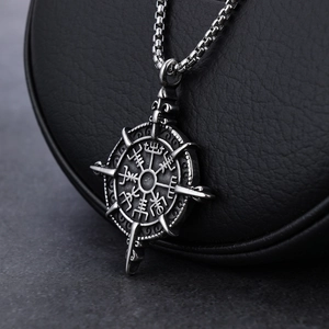 Retro Viking Vegvisir compass pendant necklace in antique silver finish on leather
