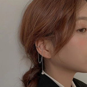 Silver pearl tassel ear bone clip with elegant long chain link for non-pierced ears