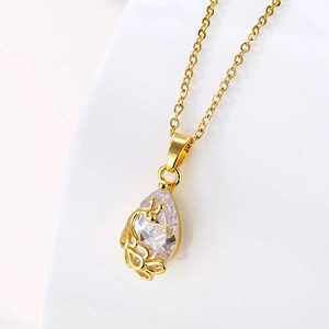 Collana Con Pendente Acciaio Inossidabile Placcato Oro Goccia D'acqua Zircone Pavone Design Cristallo Gioielli Da Donna