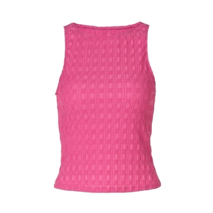 Détail de la veste en maille rose avec surface texturée en tissu gaufré extensible
