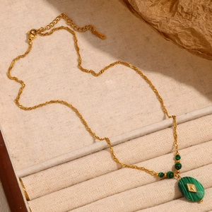 18K gold plated stainless steel necklace with green malachite star pendant