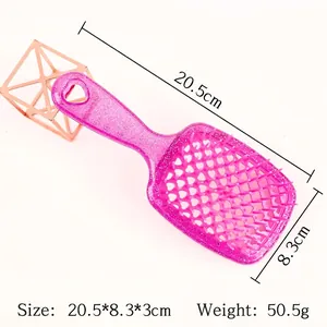 Roze glitter haarborstel met afmetingen van 20,5x8,3x3cm en een gewicht van 50,5 gram