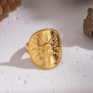 Retro 18K gold plated stainless steel sun face open ring with bohemian relief details