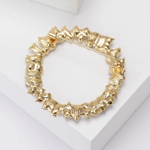 Elegant gold-plated wreath brooch with irregular molten metal texture and pin back