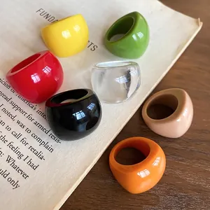 Chunky Resin Finger Ring Glossy Colorful Geometric Bold Band Jewelry Fashion Minimalist Accessory For Women