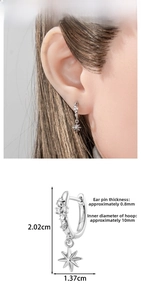 Star pendant hoop earring with dimensions 20.2mm height and 13.7mm width details