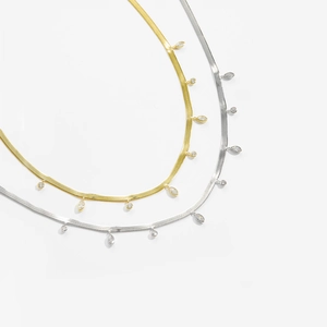 Elegant S925 silver herringbone snake chain necklace with sparkling zircon pendants