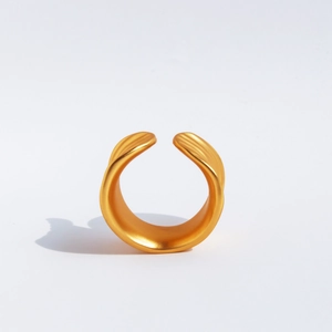 Matte gold leaf open ring with minimalist wavy lines and vintage handcrafted texture