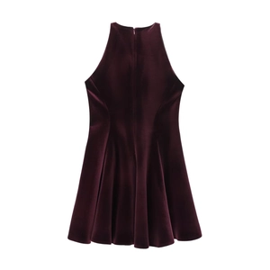 Dunkelviolettes Samt-Minikleid mit Neckholder, Rückenreißverschluss und Faltenrock