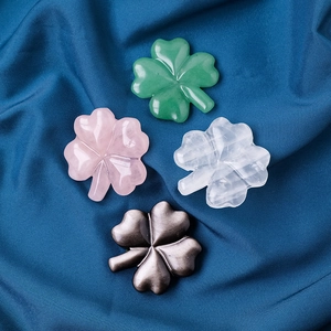 Set of 4 natural crystal four-leaf clover carvings for home decor in various colors