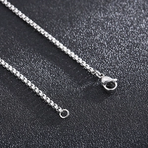 Detail of silver box chain with high-quality lobster clasp made of stainless steel
