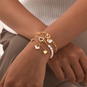 Women 18K Gold Plated Stainless Steel Bracelet Heart Charms Shell Inlay Imitation Artificial Pearl Elegant Fashion Jewelry Toggle Clasp