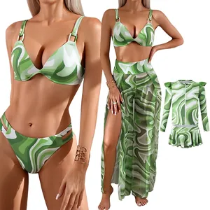 Ensemble de bain assorti mère-fille avec imprimé vert et pantalon de plage en mesh