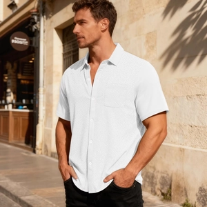 Men's white short-sleeve shirt with jacquard texture and chest pocket for summer casual wear