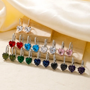 Squisiti Orecchini a Cuore in Rame Per Donna Orecchini a Cerchio Leverback Intarsiati in Strass Gioielli Semplici alla Moda