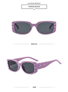 Détail de lunettes de soleil violettes à carreaux avec verres foncés, vues de face et côté