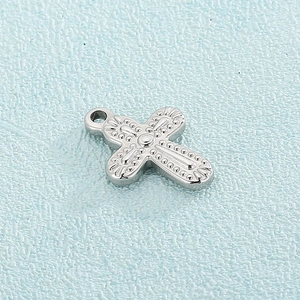 Pendentif croix en argent vintage ajouré avec motifs floraux pour bijoux créatifs