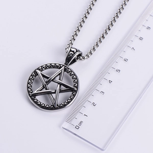Vintage stainless steel hexagram star pendant necklace with 3.5cm diameter measurement