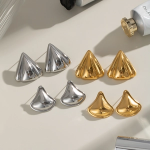 Geometric Fan Shaped Stud Earrings 304 Stainless Steel 18K Gold Plated Hypoallergenic Minimalist Jewelry For Women