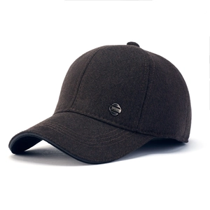 Men's wool baseball cap in dark brown featuring a metal SPORT badge and warm design
