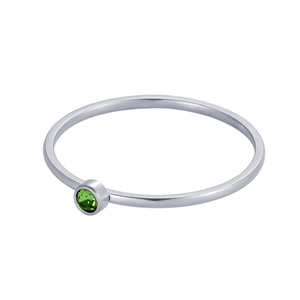 Bague minimaliste en acier argenté ornée d'une pierre précieuse ronde verte