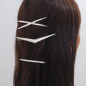 Three-piece silver geometric hair clip set with V-shaped and slim hairpins for women