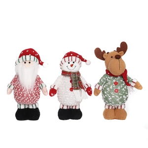 Set mit 3 leuchtenden Plüsch-Weihnachtsfiguren mit Weihnachtsmann, Schneemann und Rentier