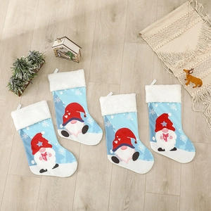 Lot de 4 chaussettes de Noël avec motifs de nains et bordure en fausse fourrure