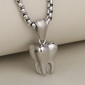 3D-Anhänger in Zahnform aus Edelstahl mit poliertem Hip-Hop-Stil in Silber-Finish