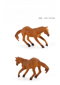 Miniature brown horse model showing 5.8x1.1x3.5cm dimensions and side view details