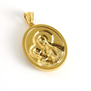 Élégant pendentif ovale Madone et Enfant en acier inoxydable plaqué or 18 carats