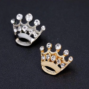 Vintage hollow crown brooch with rhinestones in gold and silver finish for suits