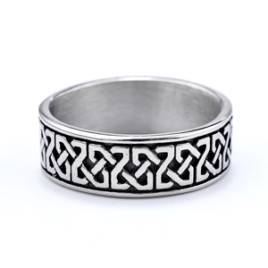 Vintage Viking Celtic Knot stainless steel ring with black and silver textured band