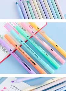 Detailed close-up of dual-tip pastel highlighters set in six Morandi colors for marking